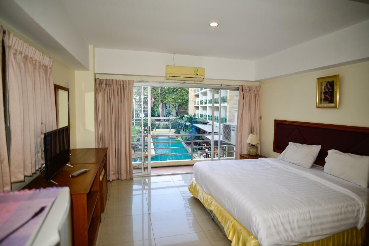 Rajadhani Hotel Pattaya Buitenkant foto